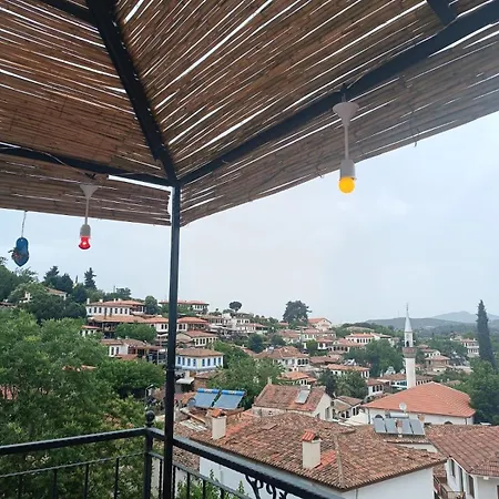 Sirince Larin Ubytování v soukromí